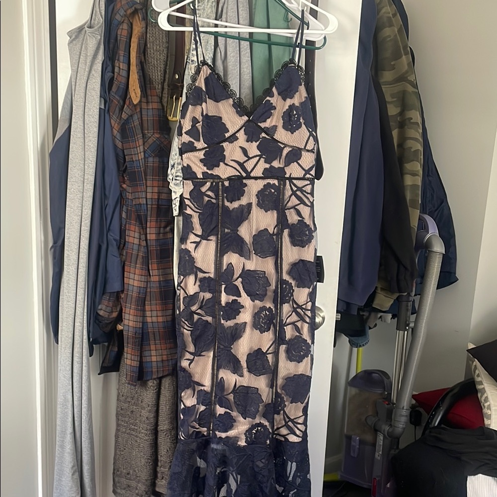 Elegant Navy Floral Lace Dress